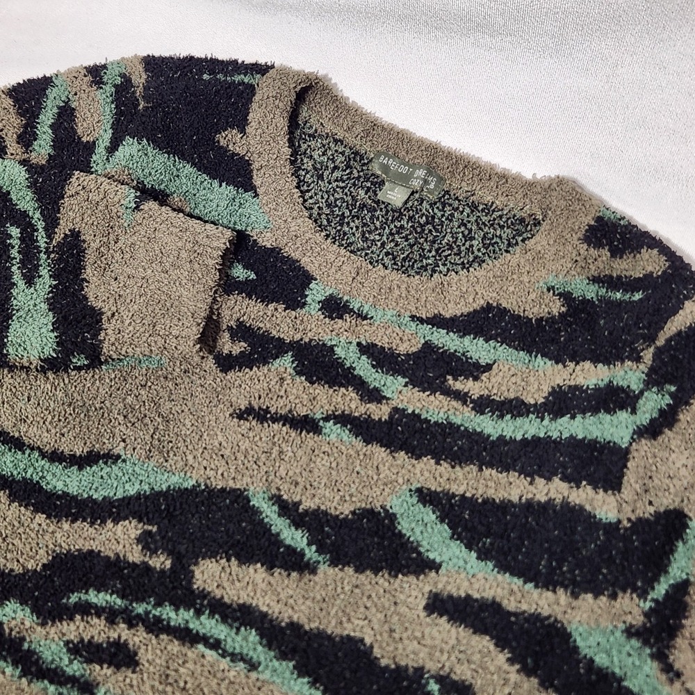 BAREFOOT DREAMS CozyChic crew neck Seaside pullover Black/Green Camo size L